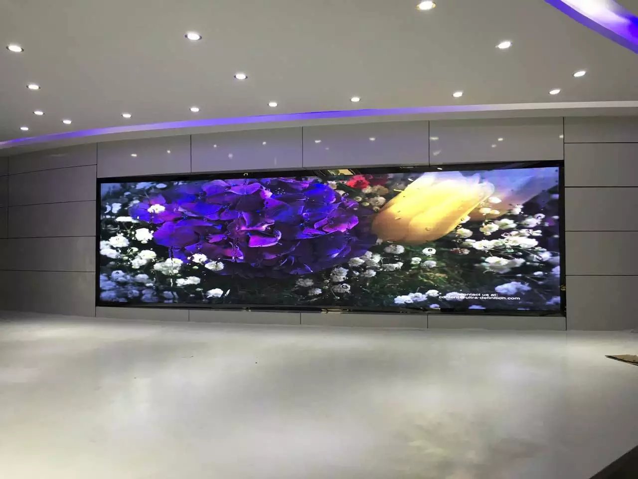 LED<a href=http://10yuemami.com/quancai/ target=_blank class=infotextkey>全彩顯示屏</a>產(chǎn)業(yè)